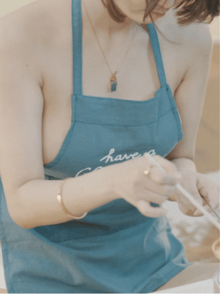 섹시 폭팔한 앞치마의 ㄴㅂㄹ 요리하는 유투버